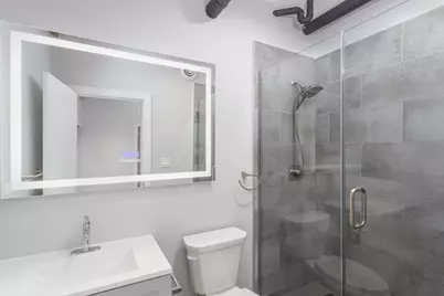 7645 N Sheridan Road #301, Chicago, IL 60626 - Photo 10