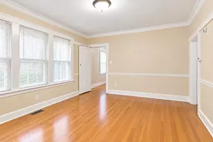 6249 N Fairfield Ave, Chicago, IL 60659 - Photo 4