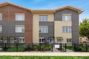 3505 S Parnell Ave, Chicago, IL 60609 - Photo 1