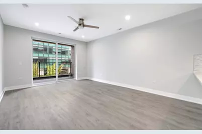 825 E 61st Street #309, Chicago, IL 60637 - Photo 6