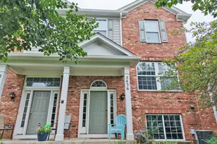 2436 Emily Ln, Elgin, IL 60123 - Photo 2