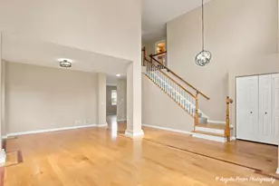 1508 Summerhill Ln, Cary, IL 60013 - Photo 4