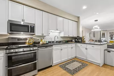 3351 N Southport Avenue #1, Chicago, IL 60657 - Photo 4