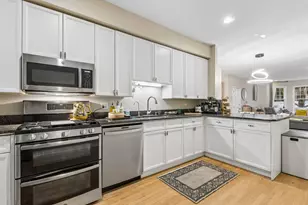 3351 N Southport Ave, Chicago, IL 60657 - Photo 4