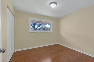 420 Berkshire Ln, Des Plaines, IL 60016 - Photo 32