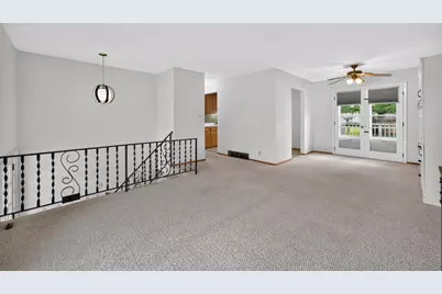 106 E Dresser Road, Dekalb, IL 60115 - Photo 10