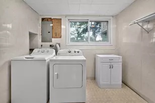 106 E Dresser Rd, Dekalb, IL 60115 - Photo 24