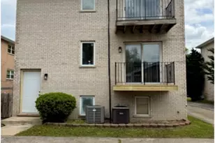 12230 S McDaniels St, Alsip, IL 60803 - Photo 10