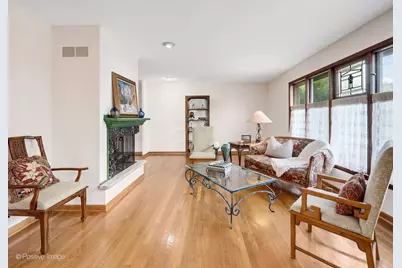 4613 W 105th Street, Oak Lawn, IL 60453 - Photo 8