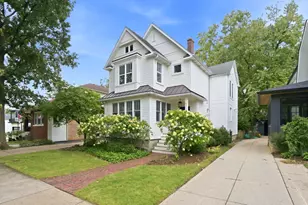 4712 Middaugh Ave, Downers Grove, IL 60515 - Photo 1