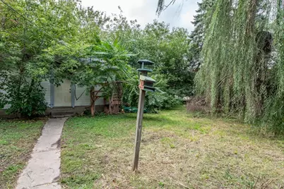 2520 Gideon Avenue, Zion, IL 60099 - Photo 28