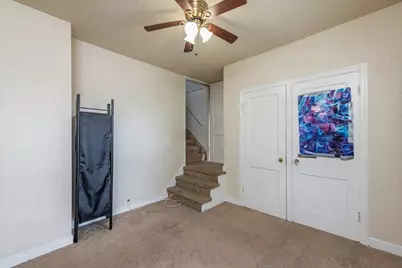 2520 Gideon Avenue, Zion, IL 60099 - Photo 18