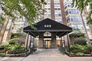 525 W Hawthorne Pl, Chicago, IL 60657 - Photo 2