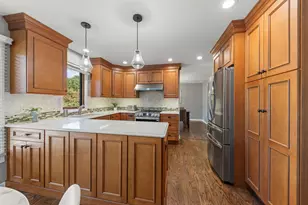 850 Glen Crest Dr, Glen Ellyn, IL 60137 - Photo 8