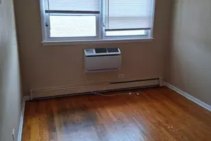 7235 N Hamilton Ave, Chicago, IL 60645 - Photo 6