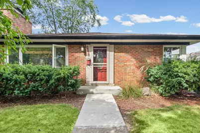 8536 Kedvale Avenue, Skokie, IL 60076 - Photo 2