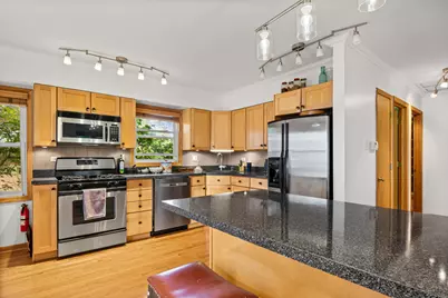 8536 Kedvale Avenue, Skokie, IL 60076 - Photo 6