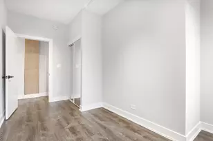 7645 N Sheridan Rd, Chicago, IL 60626 - Photo 8