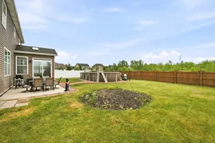 1425 S Saddlebrook Ln, Minooka, IL 60447 - Photo 28