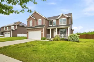 1425 S Saddlebrook Ln, Minooka, IL 60447 - Photo 1