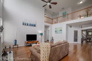 2899 Cornwall Ln, Geneva, IL 60134 - Photo 12