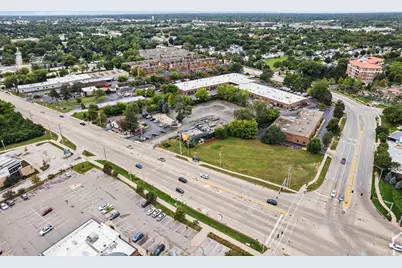 604 N Milwaukee Avenue, Wheeling, IL 60090 - Photo 2