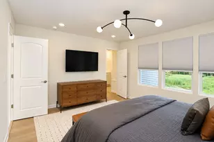 8 Weirich Wy, Batavia, IL 60510 - Photo 12