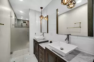 910 Knightsbridge Ln, Schaumburg, IL 60195 - Photo 14