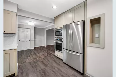 910 Knightsbridge Lane, Schaumburg, IL 60195 - Photo 10
