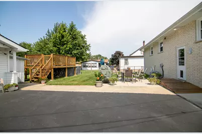 7416 S Octavia Avenue, Bridgeview, IL 60455 - Photo 4