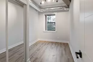 7645 N Sheridan Rd, Chicago, IL 60626 - Photo 10