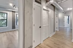 7645 N Sheridan Rd, Chicago, IL 60626 - Photo 6