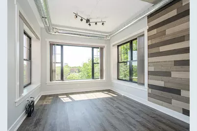 7645 N Sheridan Road #415, Chicago, IL 60626 - Photo 2