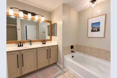 57 Veneto Court, Streamwood, IL 60107 - Photo 18