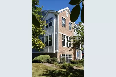 57 Veneto Court, Streamwood, IL 60107 - Photo 2