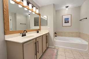 57 Veneto Ct, Streamwood, IL 60107 - Photo 20
