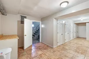 1610 W Jarvis Ave, Chicago, IL 60626 - Photo 14