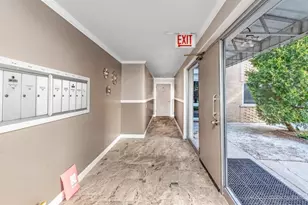 1610 W Jarvis Ave, Chicago, IL 60626 - Photo 2