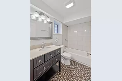 1610 W Jarvis Avenue #AA, Chicago, IL 60626 - Photo 12