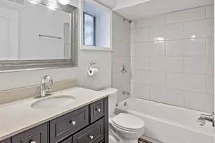 1610 W Jarvis Ave, Chicago, IL 60626 - Photo 12