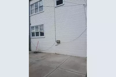 1421 N Austin Boulevard, Chicago, IL 60651 - Photo 2