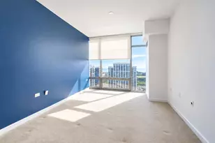 100 E 14th St, Chicago, IL 60605 - Photo 16