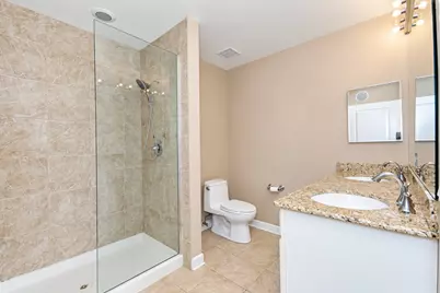 100 E 14th Street #1904, Chicago, IL 60605 - Photo 18