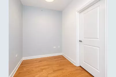 100 E 14th Street #1904, Chicago, IL 60605 - Photo 12