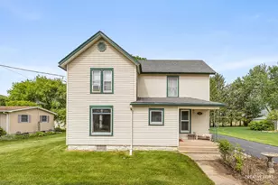209 N Shabbona Rd, Shabbona, IL 60550 - Photo 1
