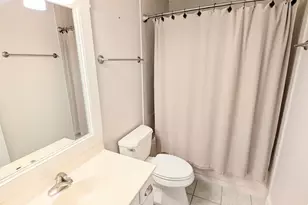 1350 Northgate Ct, Bartlett, IL 60103 - Photo 44