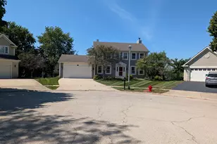 1350 Northgate Ct, Bartlett, IL 60103 - Photo 6