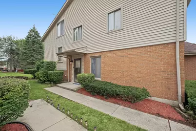18584 Meadow Lane, Hazel Crest, IL 60429 - Photo 2
