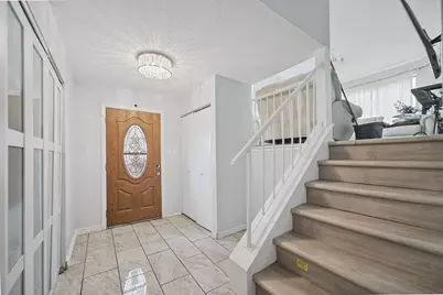 18584 Meadow Lane, Hazel Crest, IL 60429 - Photo 6