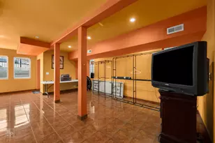 2136 W 23rd St, Chicago, IL 60608 - Photo 10